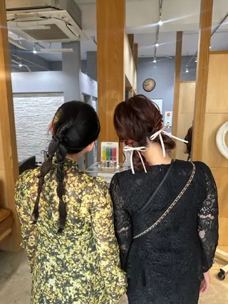 ミディアム miloc MOMOKAのヘアスタイル