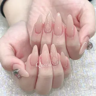 ネイル Queens ゲンのネイルデザイン
