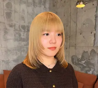 ミディアム 澁谷 咲映のヘアスタイル