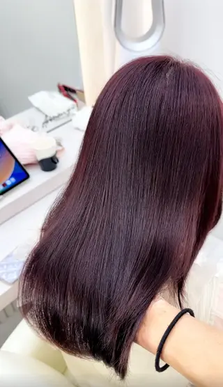 カラー 韓国風レイヤーカラー ライムのヘアスタイル