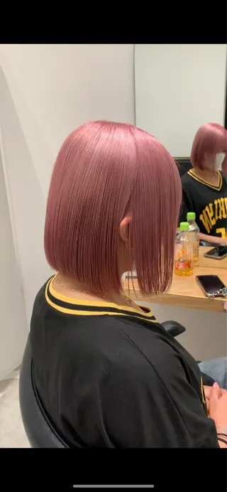 ミディアム カラー れい🫧 ハイトーン特化のヘアスタイル