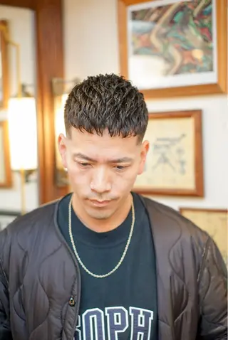 ショート パーマ 喜瀬 慎斗のヘアスタイル