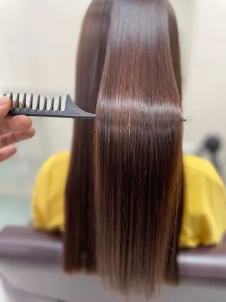 ロング 伊藤 晋吾のヘアスタイル