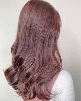 セミロング カラー 【透明感、艶髪】西村 有司のヘアスタイル