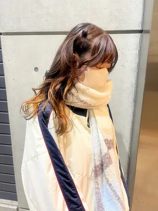 セミロング カラー 透明感カラー人気 ナンバーワンMIYUのヘアスタイル
