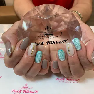 ネイル ネイルリボン 受付スタッフのネイルデザイン
