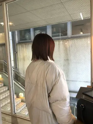 ミディアム カラー 竹内 絢香のヘアスタイル