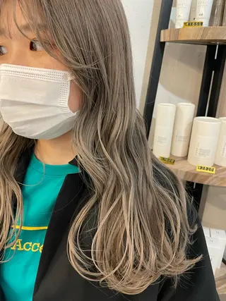 ロング カラー レイヤー べージュ 白石研太のヘアスタイル