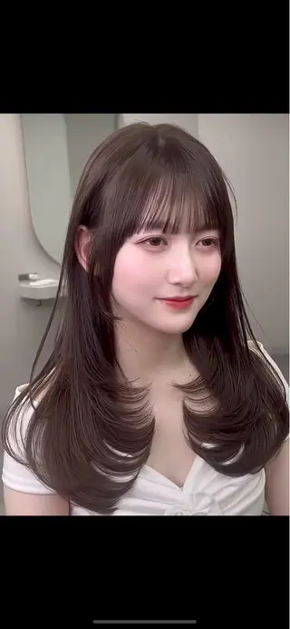 カラー 韓国風レイヤーカラー ライムのヘアスタイル