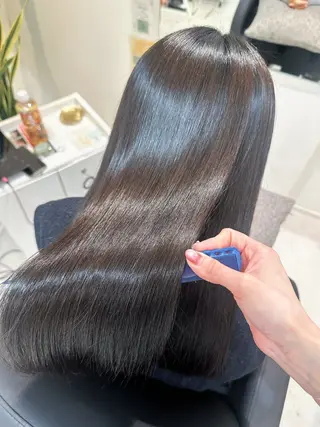 セミロング Emuest心斎橋 SAKIのヘアスタイル