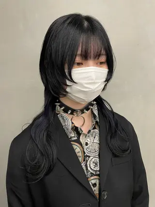 ミディアム カラー インナーカラー 推し ブリーチ  髪質改善のヘアスタイル