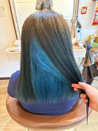 ミディアム カラー HARUKI💐笹塚 インナーカラーのヘアスタイル