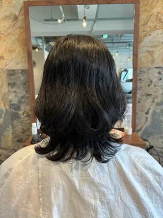 ミディアム 安田 純香のヘアスタイル