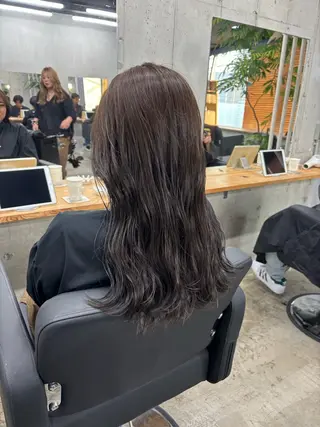 セミロング カラー mono / Manatoのヘアスタイル