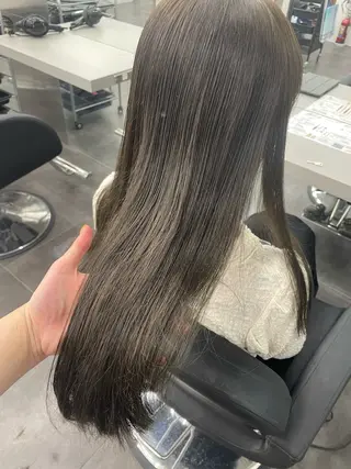 ロング いとう このみのヘアスタイル