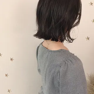 ミディアム 市川 千夏のヘアスタイル