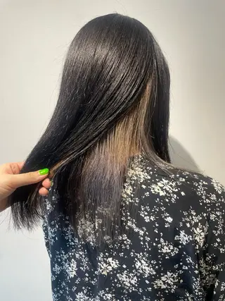 セミロング カラー 北山 夢菜のヘアスタイル