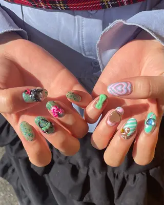 ネイル タケノ クルミのネイルデザイン