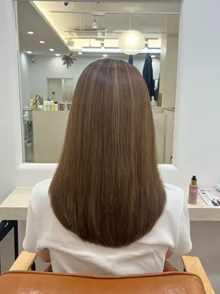 セミロング りな🪽カット /縮毛/透明感カラーのヘアスタイル