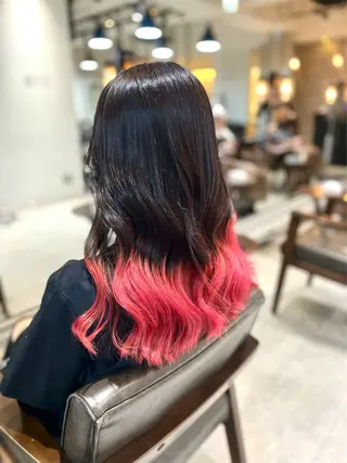 セミロング カラー ヘアアレンジ Lani5710所属・🌈インナーカラー ‘ショウマ’🌈のヘアスタイル