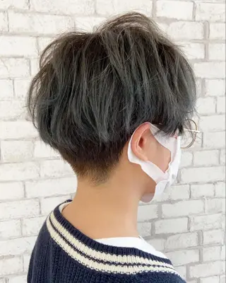 ショート カラー 透明感カラー 松田晃代のヘアスタイル