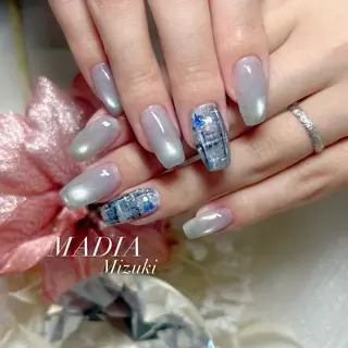 ネイル Nailsalon MADIA所属・石塚 みずきのネイルデザイン