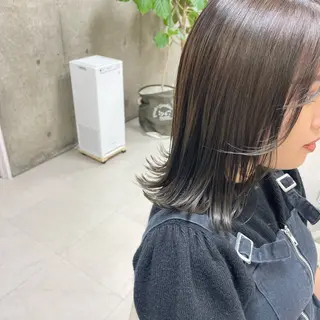 ミディアム カラー 坂本 沙也加のヘアスタイル