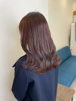 ミディアム カラー パーマ ヘアアレンジ ヘアケア特化型サロン newi 梅田のヘアスタイル