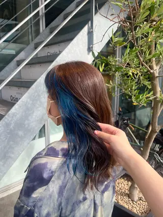 カラー 和泉田 真白のヘアスタイル