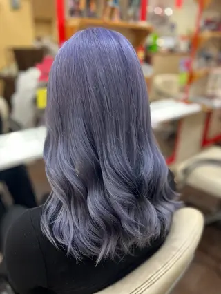 ロング カラー まさき✂︎ブリーチ／ デザインカラーのヘアスタイル