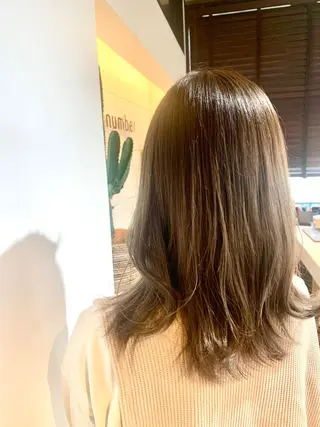 セミロング N゚秋田店【副店長】 aiのヘアスタイル
