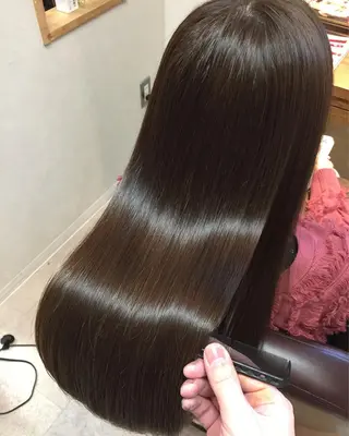 ロング tuuli トゥーリのヘアスタイル