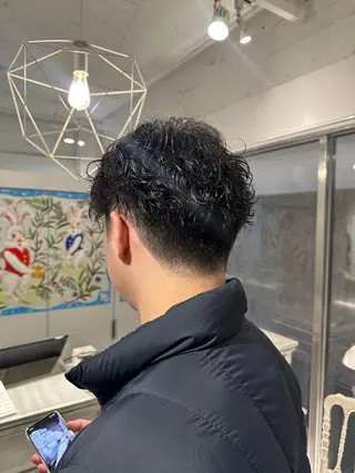 パーマ メンズ 塚本 希来のヘアスタイル