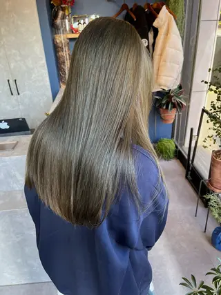 セミロング カラー 似合わせカット Rinka🌻のヘアスタイル