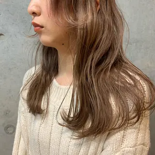 セミロング Yuki☺︎パーマ レイヤーカットのヘアスタイル