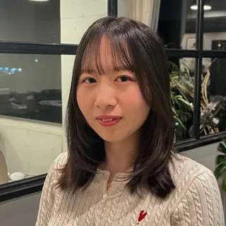 ミディアム 金子 絵梨花のヘアスタイル