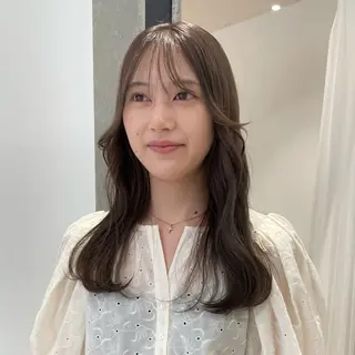 セミロング カラー ベージュ🤎透明感 カラー🤎anriのヘアスタイル