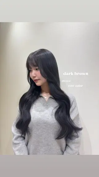 ロング カラー ワンホン×髪質改善 つのーか🩶🫧のヘアスタイル