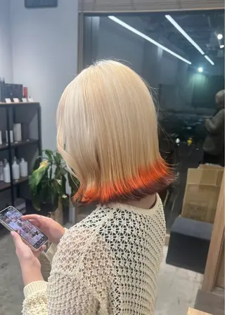ショート カラー ブリーチ毛の縮毛矯正 ハイトーン/岡本智樹のヘアスタイル