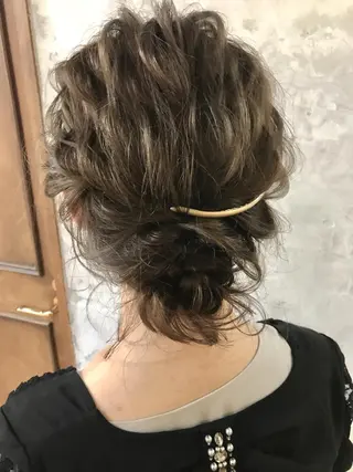 ミディアム 新井 広樹のヘアスタイル
