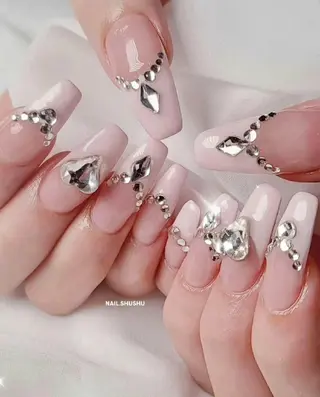 ネイル 3dパーツ/流行り 👧shushu❤️のネイルデザイン
