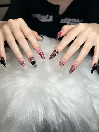 Queen Nail 柏店　クイーンネイルのネイルデザイン