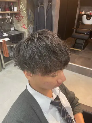 ショート パーマ メンズ メンズパーマ 毛流れ/シャドウのヘアスタイル