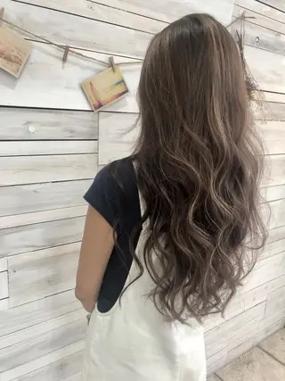 カラー 💎ブリーチ／ボブ 💎ハルのヘアスタイル