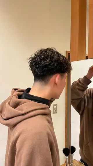 ショート メンズ 椿 大輔のヘアスタイル