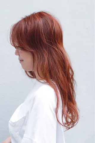 ロング さの あやねのヘアスタイル