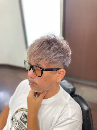 ショート カラー パーマ メンズ 早川 太貴のヘアスタイル