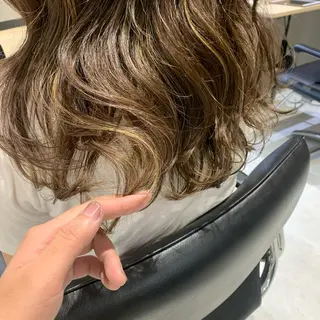 カラー 髪質改善専門店 Lucasのヘアスタイル