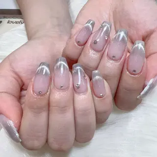 ネイル 🦢Ella💌 長さだし専門店☁️のネイルデザイン