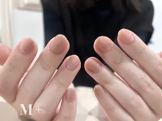 ネイル M+  Beauty Salonのネイルデザイン